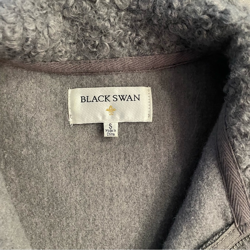 Black Swan Women Faux Shearling Bomber Jacket Coat in Gray Size Small - Picture 4 of 5